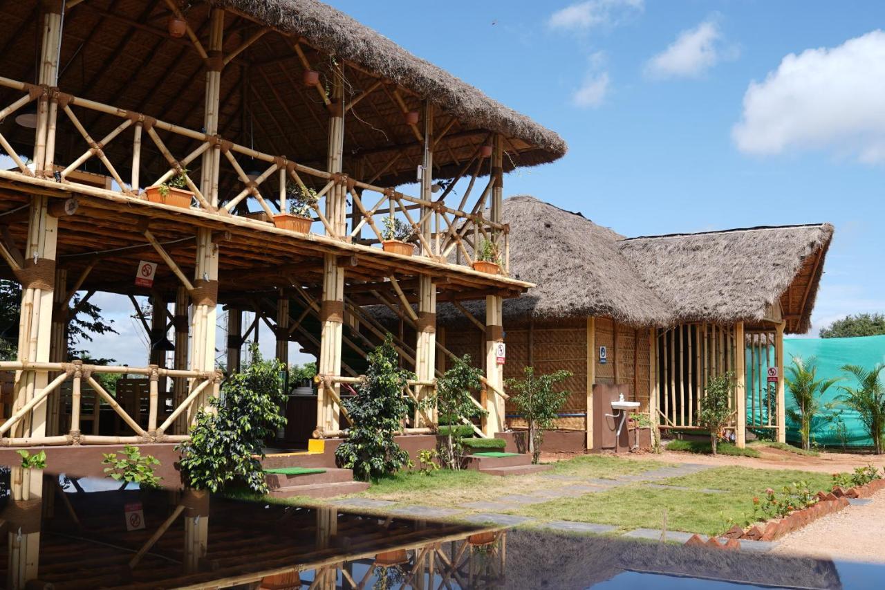 Hotel Spykee Spot Hampi Exterior foto